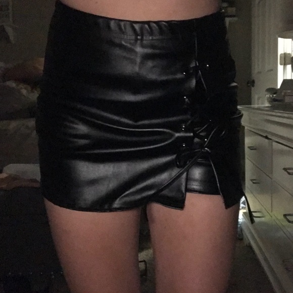 Dresses & Skirts - BLACK LEATHER SKORT Dresses & Skirts - BLACK LEATHER SKORT